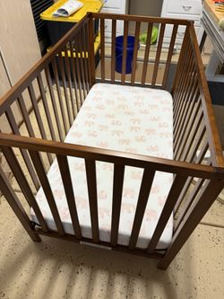 Baby crib