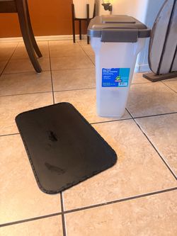 Dog container Mat
