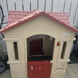 Little Tikes Playhouse 