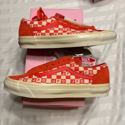 Vans X Joe Freshgoods ‘The Honeymoon Stage Red’ 11.5M 