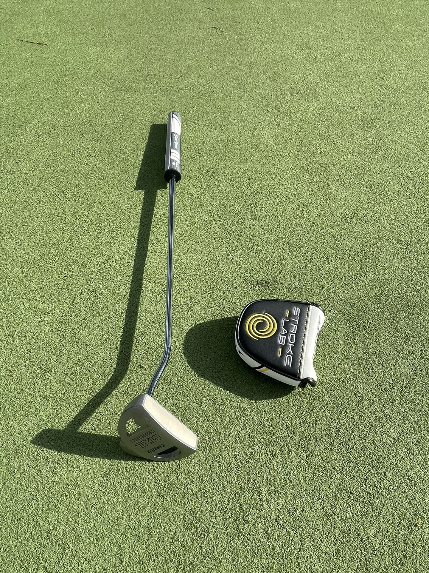 Left Handed Magna flite MXL putter with Super stroke Grip And Head Cover (31 Inches)