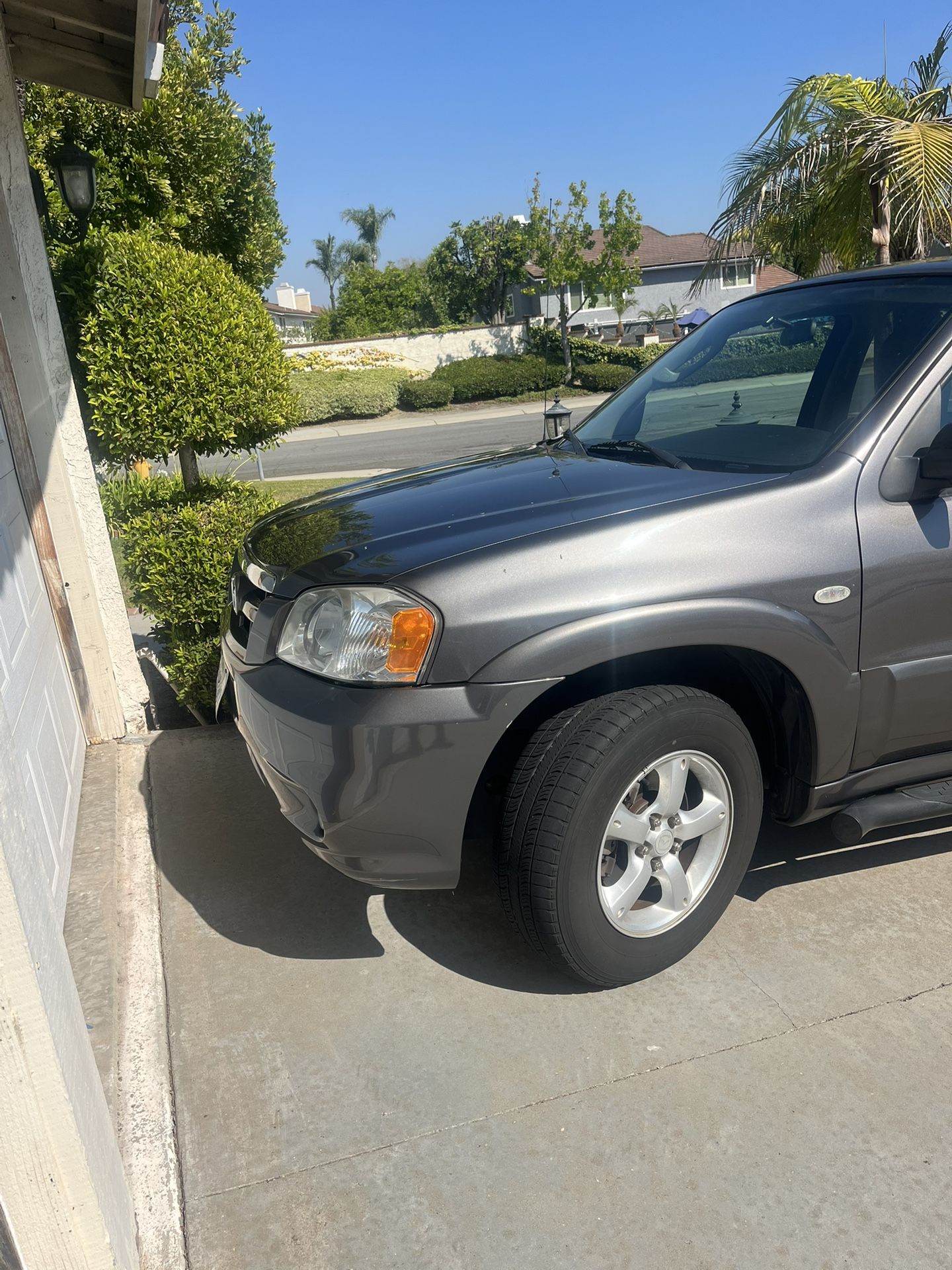 2005 Mazda Tribute