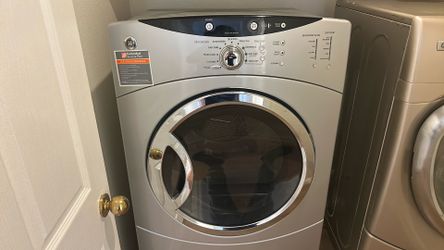 GE Washer and Dryer Set