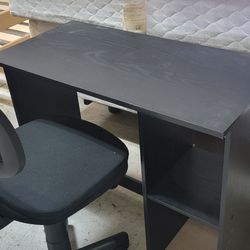 Desk With Chair