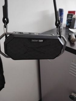 Atlec Lansing portable speaker