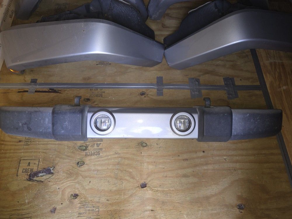 2017 Jeep Wrangler Unlimited Sahara Factory Bumper With Fog Lights