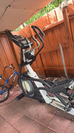 ProForm Elliptical Trainer Machine