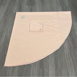 Williamsfield and Higley - Vintage Round approx 90” Tablecloth Peach Plus 4 New Napkins Spring