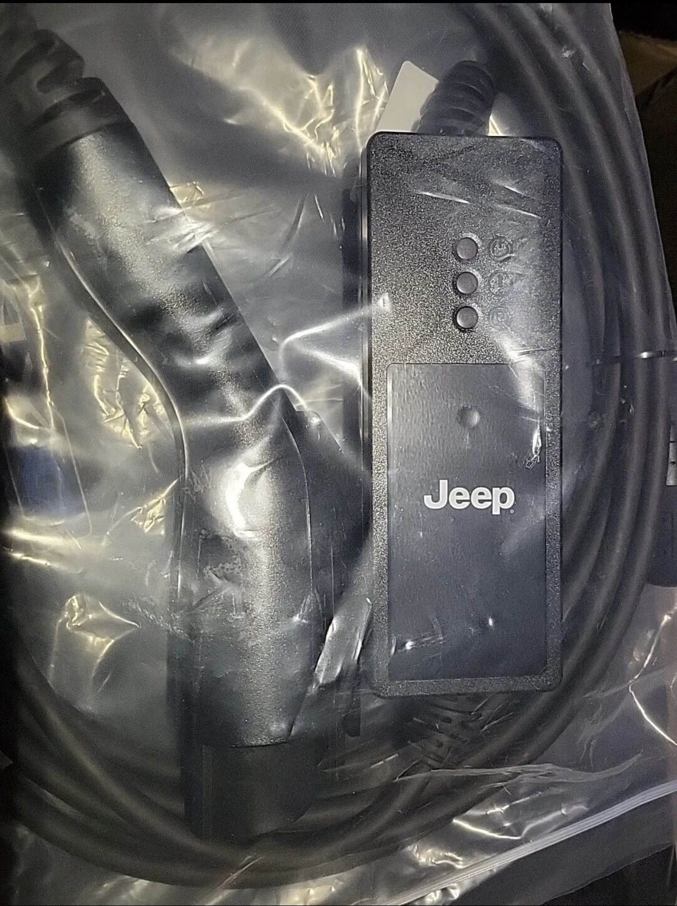MOPAR Jeep Wrangler RUBICON  GRAND CHEROKEE 4XE electric EV charger 05185049AD