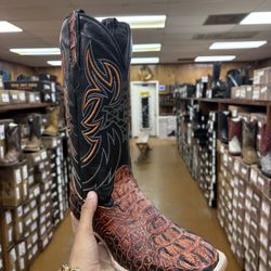 Men’s Boots