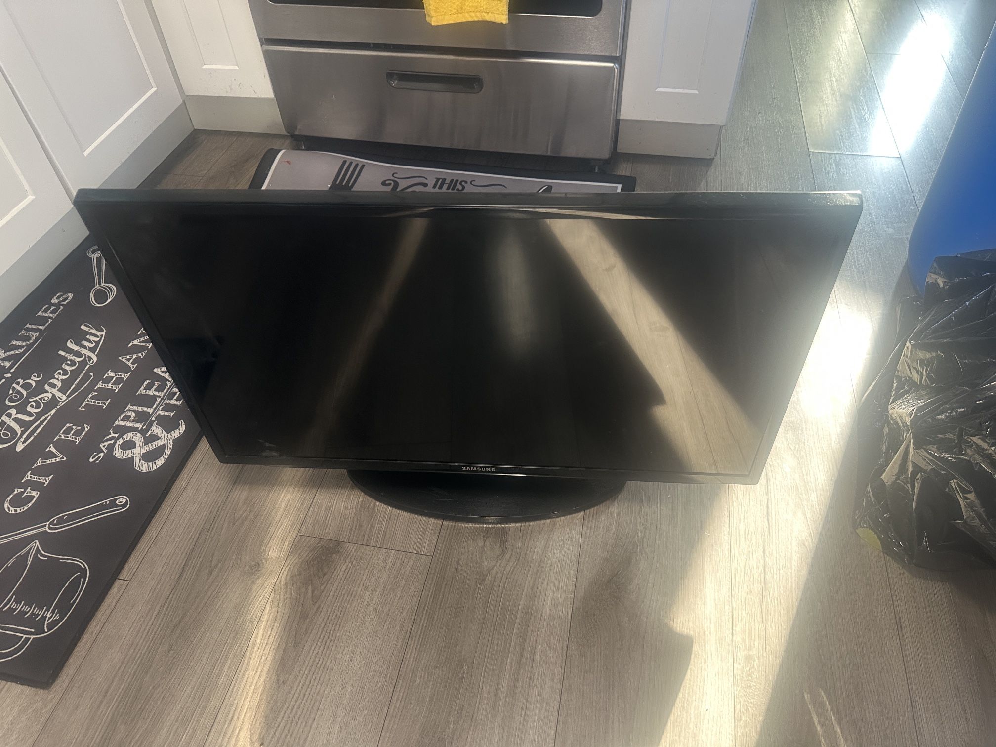 32” Tv