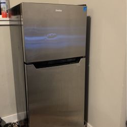 Mini-fridge