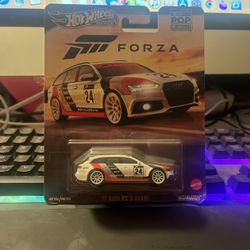 Hotwheels Premium 17 Audi Rs 6 Avant 