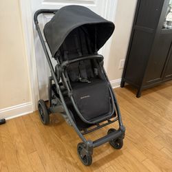 UPPAbaby CRUZ V2 Stroller in Jake (Black)
