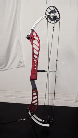 Red PSE Dominator Duo with SE2 Cam System