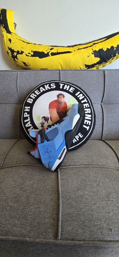 Travis Scott Jordan 4 Size 11