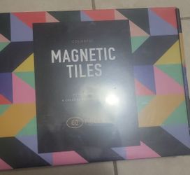 Colorful Magnetic Tiles 60