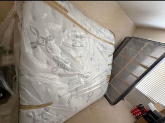 King Mattress and Box Spring Beautyrest