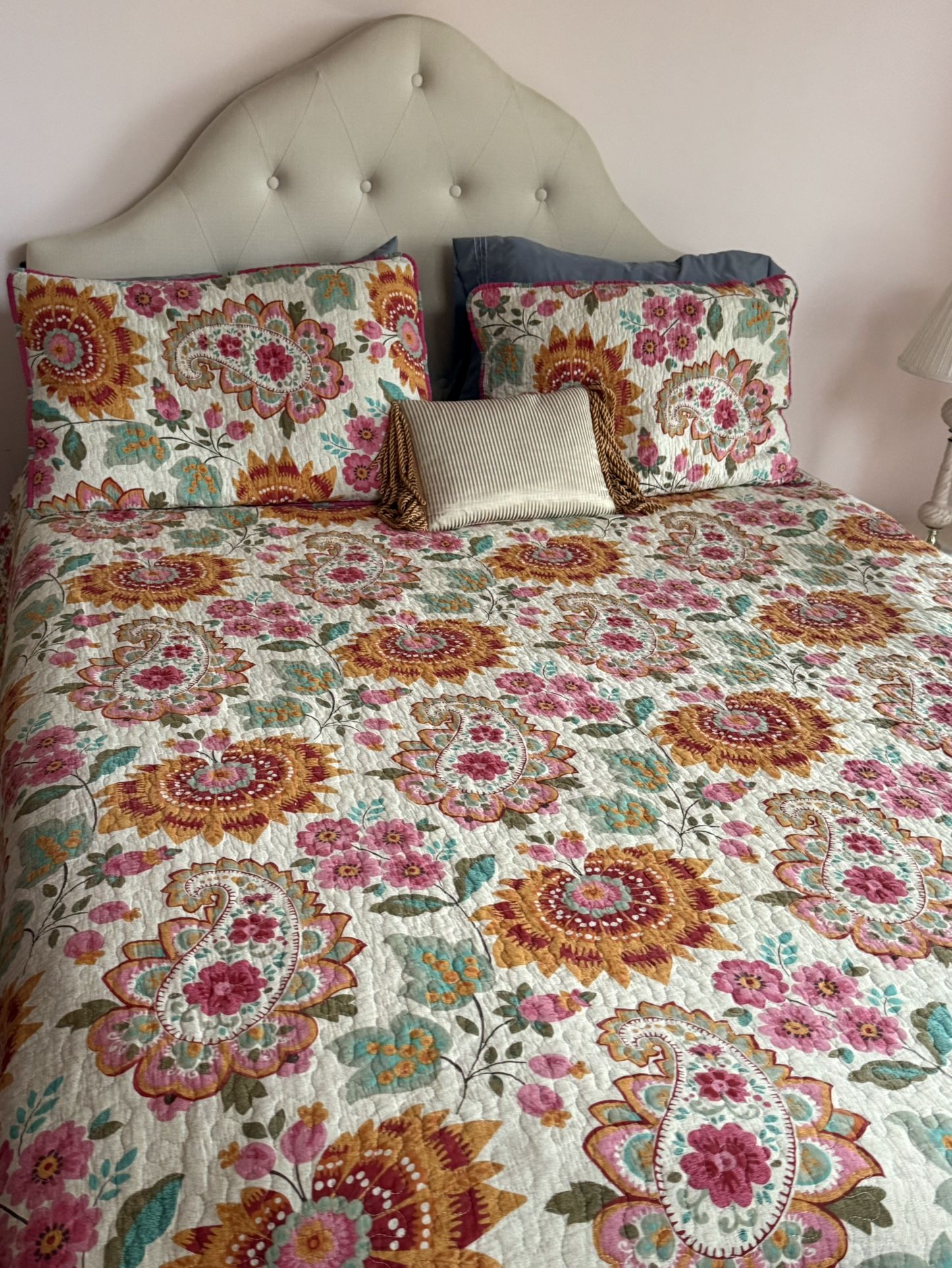 Queen Bedroom Set