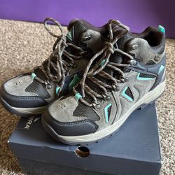 Hiking Boots Womens Brand New
