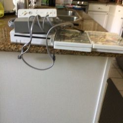 Nintendo Wii system one controller in four games works perfect