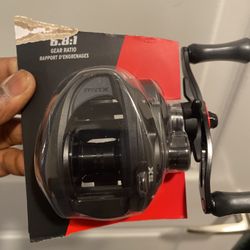 Fishing Reel 