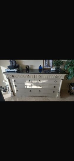 Bedroom set