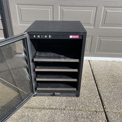 Free Allavino wine fridge, does not work