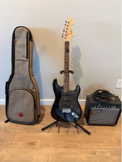 Fender Squier Strat Frontman 20g AMP stand and case