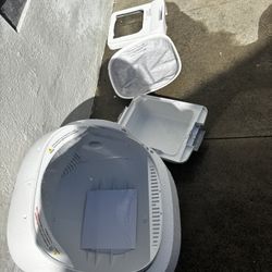 Like New Automatic Electric Litter Box