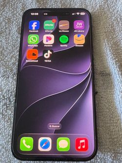 iPhone 14 Pro Max capacidad 1,02 tb