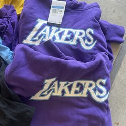 LAKERS SWEATSHIRTS AND TSHIRTS 