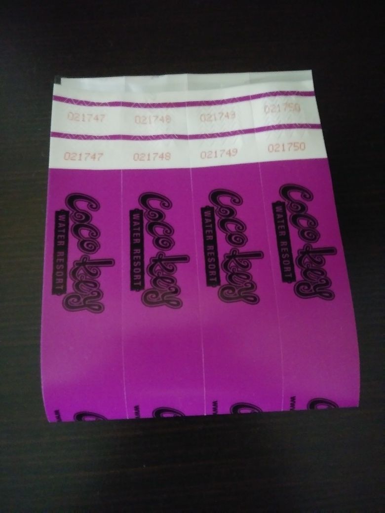 4 wristbands for Coco Keys Water park in Orlando