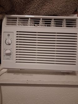 General Electric  Window A/C Unit
