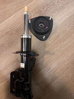Strut assembly Toyota oem new