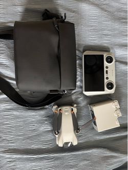 DJI Mini 3 Fly More Combo