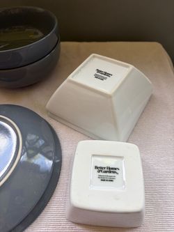 Porcelain dishes