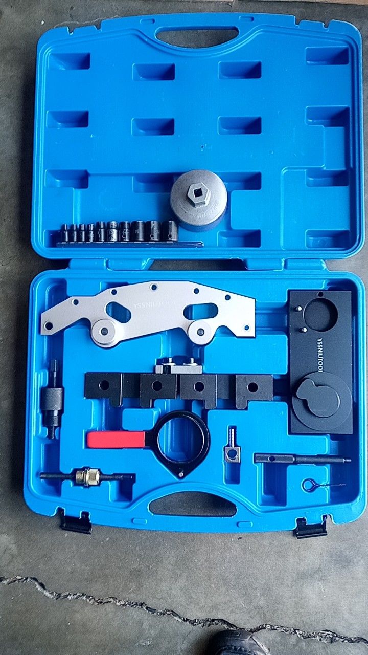 Package Deal - BMW Timing Kit Tool Includes Wrench for the fan Clutch, the oil filter tool & Vanos Torque Socket Set