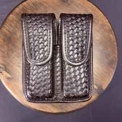Bianchi 7902 Double Magazine Pouch 10mm/.45 Double Stack Mag Size 4 Basket Weave