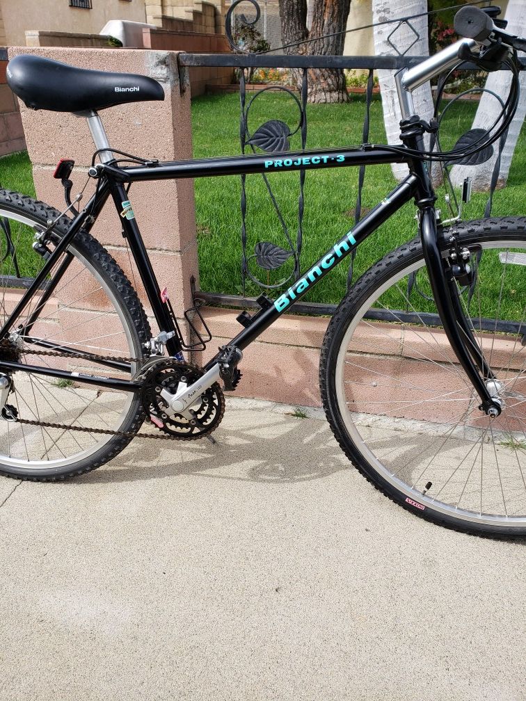 1995 Bianchi project-3 hybrid bike 700 cm adult /Bicicleta híbrida Bianchi (Campione del mondo) rodada 27,adulto