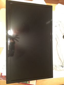 24 inch Insigna Color TV. No stand.