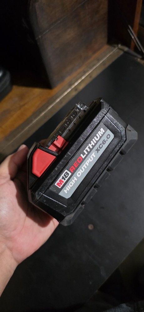 milwaukee xc6.0 battery and charger 