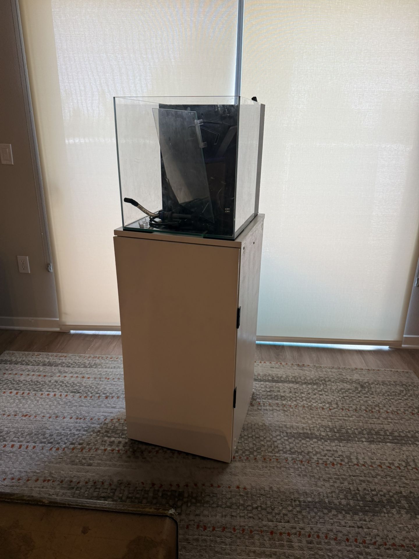 25 Gallon JBJ Fish Tank