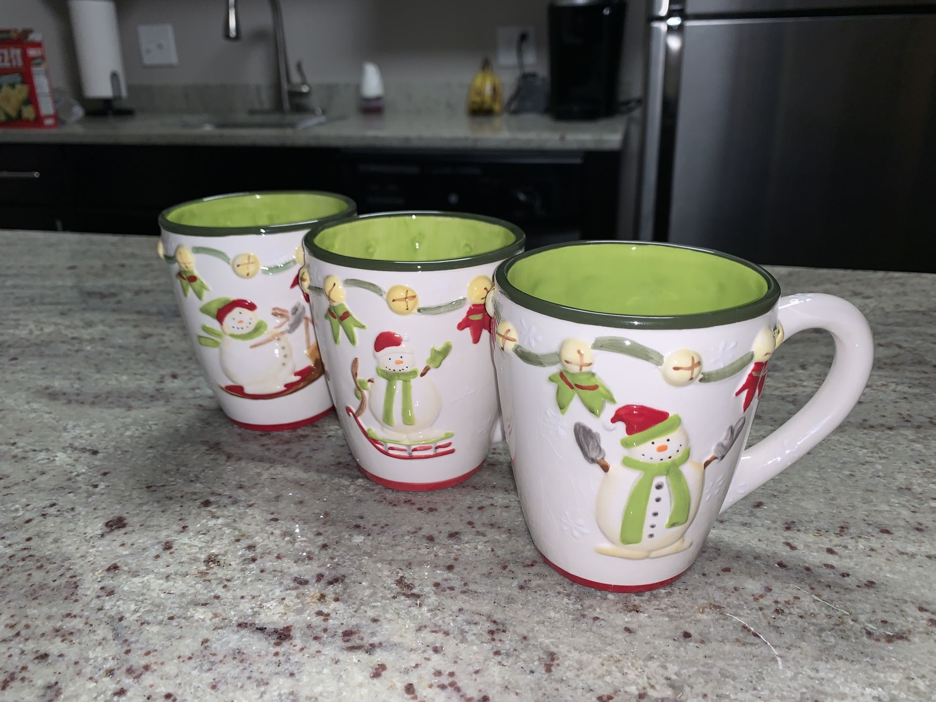 Snowman Christmas Mug Set! Very good condition!