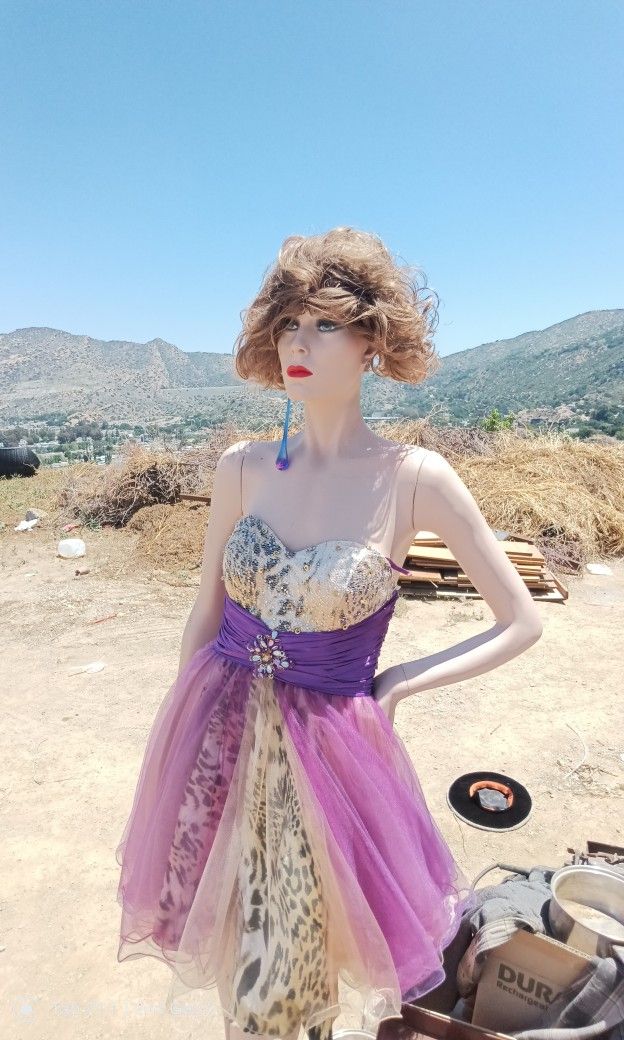 Fully Dressed Heavy Duty Mannequin With Stand