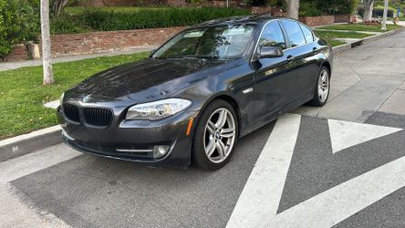 2011 BMW 550i