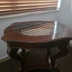 Elegant Matching Living Room Set – Solid Wood Tables 