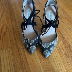 Steve Madden Snake Skin Heel
