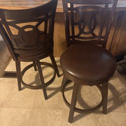2 Bar Stools
