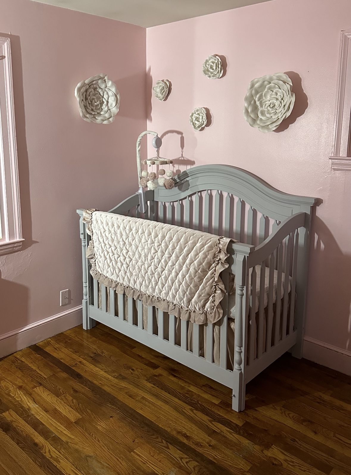 Crib / Toddler Bed